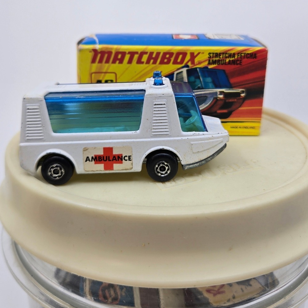 Vintage Matchbox Superfast No 46 Stretcha Fetcha Ambulance Lesney w/ Orig Box